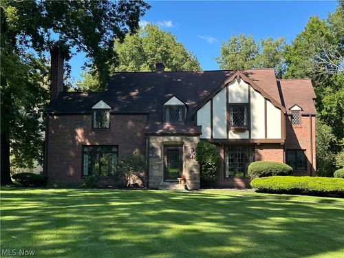 1000 Colonial Drive, Youngstown, OH, 44505 | Card Image