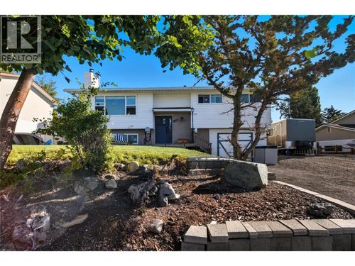415 Opal Dr, Logan Lake, BC, V0K1W0 | Card Image