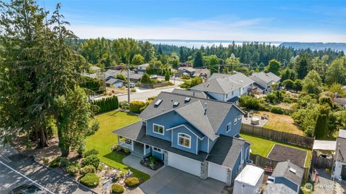 9124 44th Avenue W, Mukilteo, WA, 98275 | Card Image