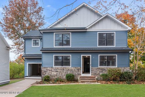 124 Robinson Pl, Shrewsbury, NJ, 07702-4429 | Card Image