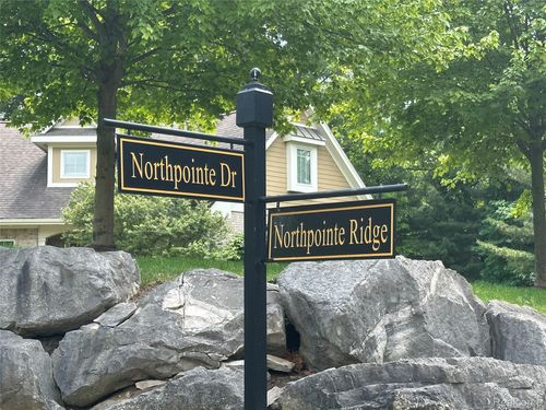 Northpointe Northpointe Ridge, Brighton, MI, 48114 | Card Image