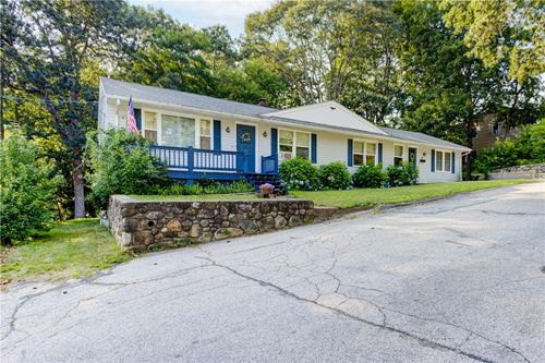 11 Golden Blvd, North Smithfield, RI, 02896-7207 | Card Image