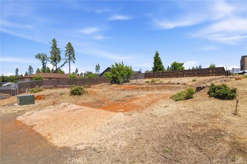 6122 Lois Dr, Paradise, CA, 95969-3021 | Card Image