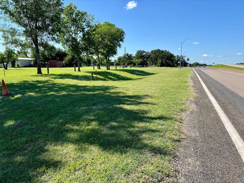 1428 Park St, Marlin, TX, 76661-3523 | Card Image