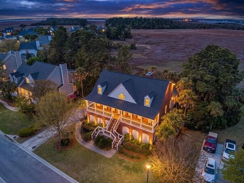 318 Oak Point Landing Dr, Mount Pleasant, SC, 29464-6287 | Card Image