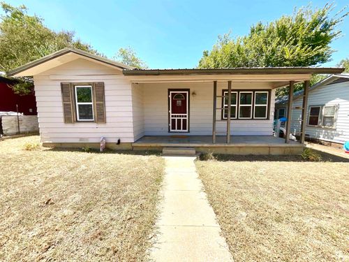 1007 Flag St, Llano, TX, 78643-2303 | Card Image