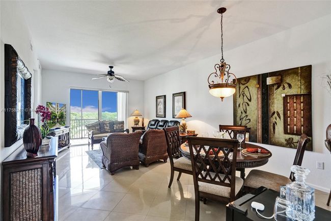 APT-501 - 3500 Oaks Clubhouse Dr, Condo with 3 bedrooms, 2 bathrooms and null parking in Pompano Beach FL | Image 37