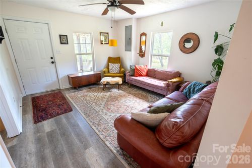 974 Us 70 W, Morganton, NC, 28655-9849 | Card Image