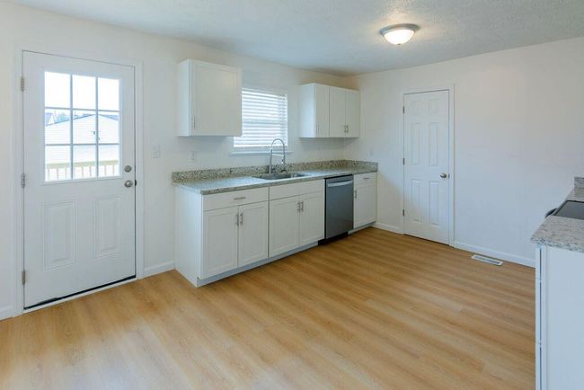 50 Clover Dale Rd N, House other with 4 bedrooms, 2 bathrooms and 1 parking in Dunlap TN | Image 14