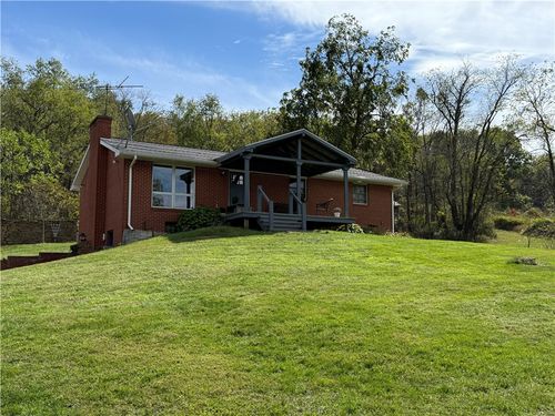 943 Park Dr, Clarksburg, PA, 15725-6713 | Card Image