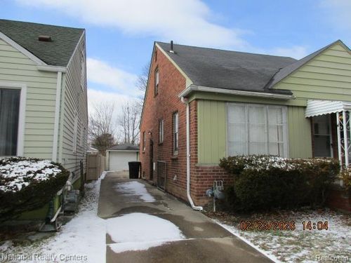 7633 Faust Avenue, Detroit, MI, 48228 | Card Image