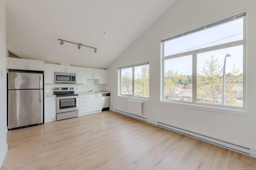 207-4535 Uplands Dr, Nanaimo, BC, V9T6M8 | Card Image
