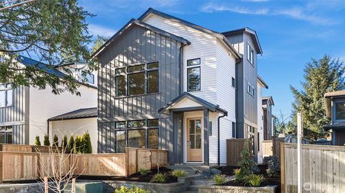 unit-b-9315 132nd Ave Ne, Kirkland, WA, 98033-5985 | Card Image