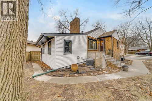 upper-1114 Edward Ave, Windsor, ON, N8S3A1 | Card Image