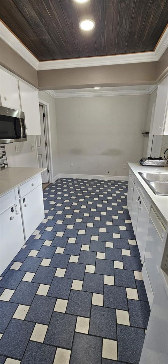 7515 Brookhaven Ct, House other with 5 bedrooms, 4 bathrooms and null parking in Tampa FL | Image 22