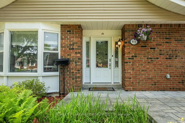 915 Harding St, House other with 3 bedrooms, 2 bathrooms and 3 parking in Whitby ON | Image 4