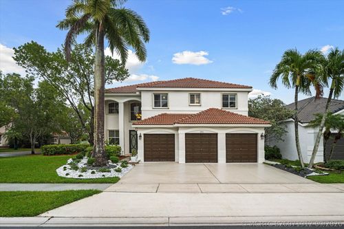 890 Hawthorn Ter, Weston, FL, 33327-2118 | Card Image