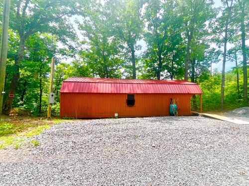 1242 Sourwood Honey Dr, Sevierville, TN, 37876-9307 | Card Image