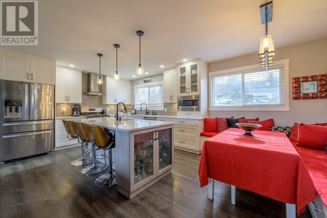 492 Grandview Terr, House other with 3 bedrooms, 3 bathrooms and 3 parking in Kamloops BC | Image 6