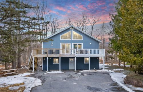 8132 Pecan Ter, Tobyhanna, PA, 18466-7970 | Card Image