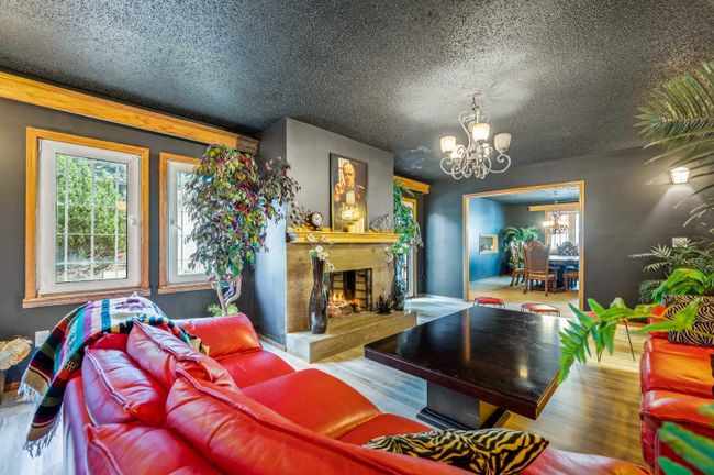 1108 Premier Way Sw, House detached with 4 bedrooms, 3 bathrooms and 4 parking in Calgary AB | Image 29