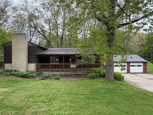 6425 Wall St, Ravenna, OH, 44266-1733 | Card Image