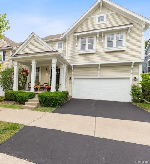 2062 Fountain Park, Keego Harbor, MI, 48320-1342 | Card Image