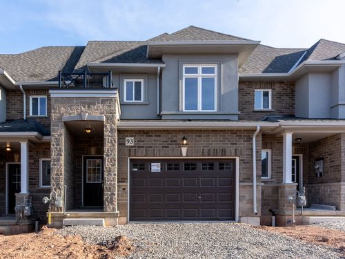 93 Pinot Cres, Stoney Creek, ON, L8E0J9 | Card Image