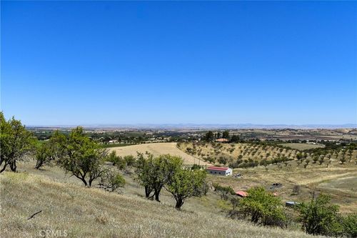 4565 S El Pomar Rd, Templeton, CA, 93465-8671 | Card Image