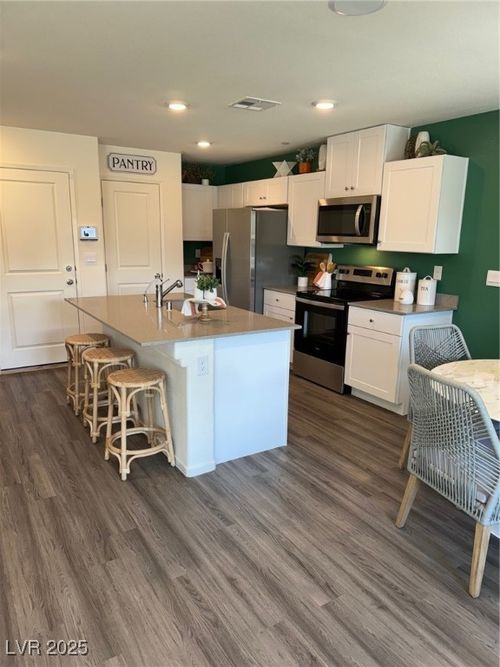 1900 Arietta Vista St, Henderson, NV, 89044-2026 | Card Image