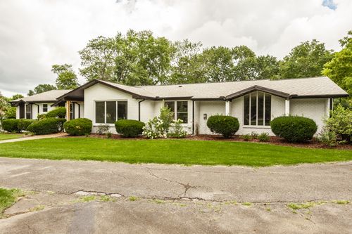 205 Bluegrass Dr, Hendersonville, TN, 37075-4001 | Card Image