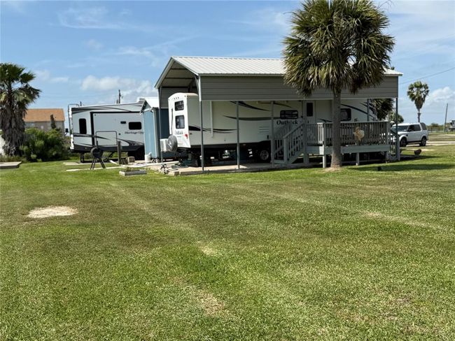 1283 N Monkhouse Dr, Home with 0 bedrooms, 0 bathrooms and null parking in Crystal Beach TX | Image 23