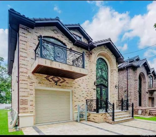 157-49 Rose Ave, Flushing, NY, 11355-2327 | Card Image