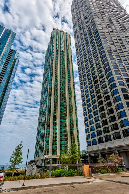 401-195 N Harbor Dr, Chicago, IL, 60601-7551 | Card Image