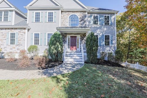 10 Silver Fox Rd, Norfolk, MA, 02056-4204 | Card Image
