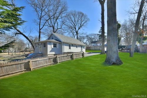 66 Cherry Rd, Rocky Point, NY, 11778-9368 | Card Image