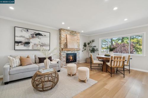 apt-4-1150 Canyonwood Ct, Walnut Creek, CA, 94595-3630 | Card Image