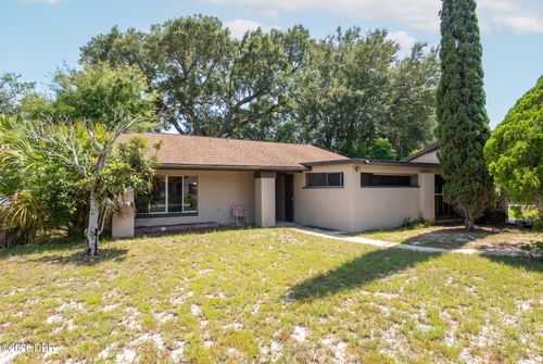 52 Farragut Dr, PALM COAST, FL, 32137-8221 | Card Image
