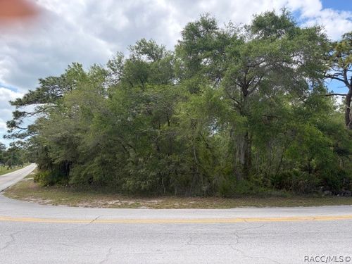 3136-3234 N Holiday Dr, Crystal River, FL, 34428-5986 | Card Image