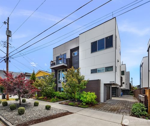 2645 Nw 63rd St, Seattle, WA, 98107-2454 | Card Image