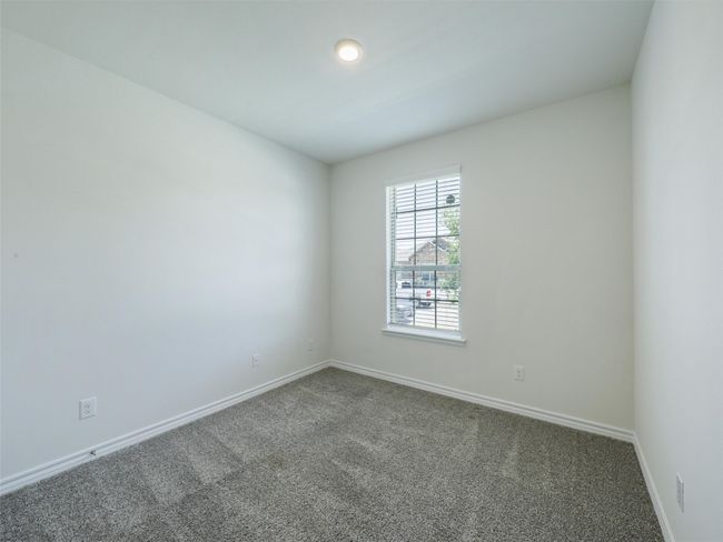 Unfurnished room featuring carpet floors and baseboards | Image 18