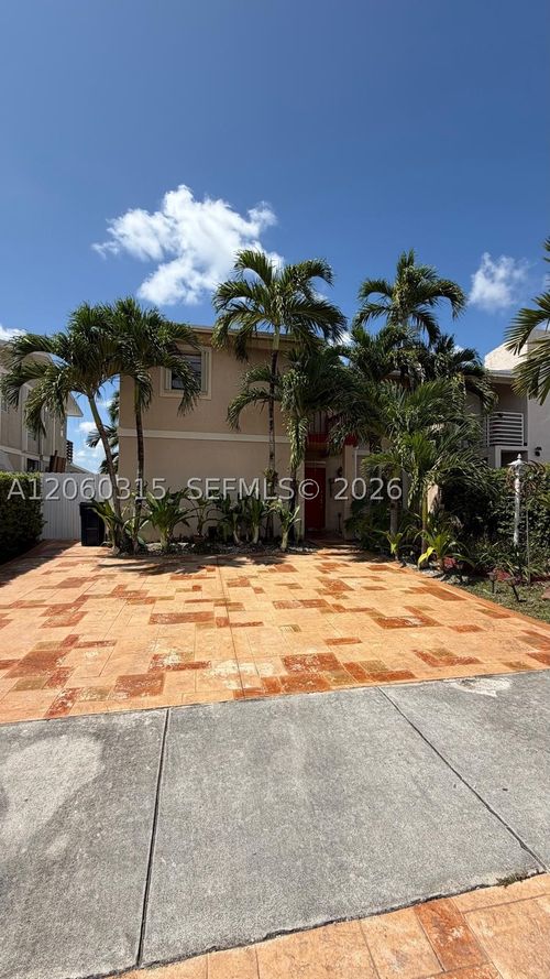10960 Sw 25th St, Miami, FL, 33165-2345 | Card Image