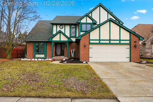 15743 Greenview, Fraser, MI, 48026-5041 | Card Image