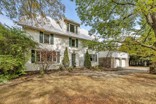 2307 Scrivens Dr, Metcalfe, ON, K0A2P0 | Card Image