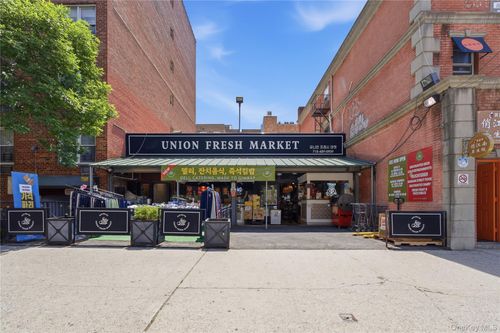 142-06 41st Ave, Flushing, NY, 11355-2435 | Card Image