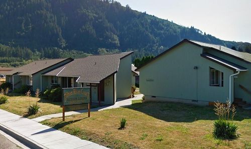 302 1st St, Morton, WA, 98356-1105 | Card Image