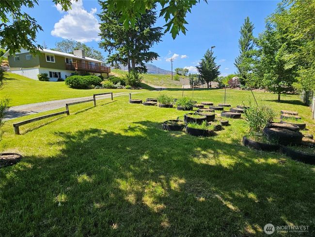 33601 Us Highway 97, House other with 4 bedrooms, 4 bathrooms and null parking in Oroville WA | Image 36