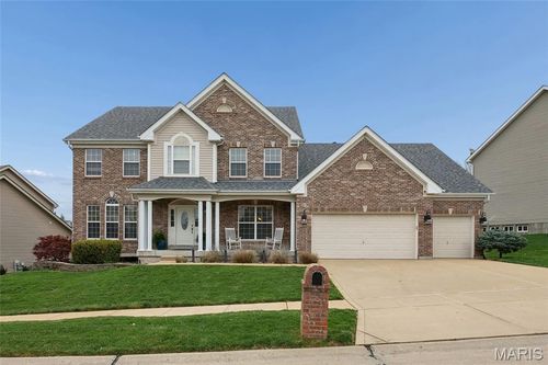 3027 Windsor Point Dr, Saint Louis, MO, 63129-4991 | Card Image