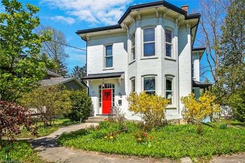 78 William St W, Waterloo, ON, N2L1J7 | Card Image