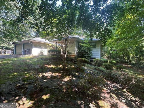 975 Willeo Rd, Roswell, GA, 30075-4129 | Card Image